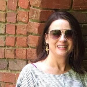 Meet your Posher, Alyson